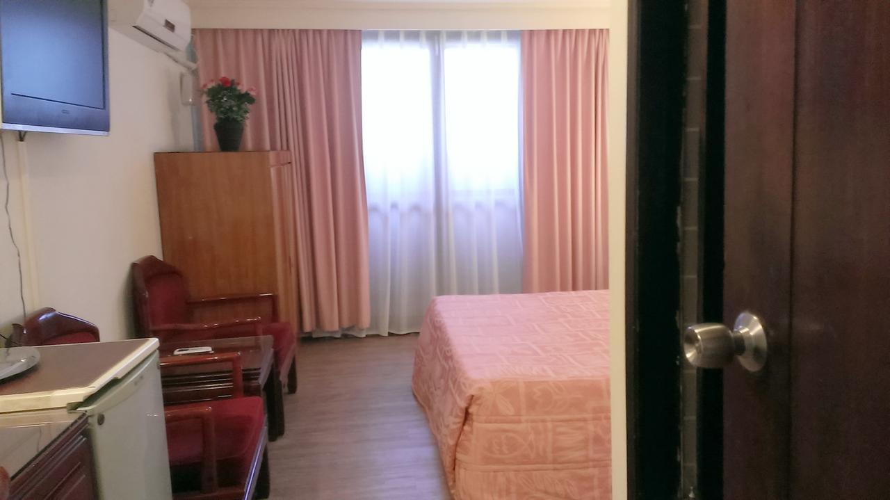 Galaxy Hotel Taichung Eksteriør billede